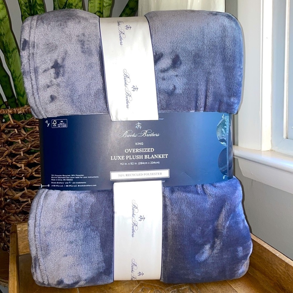 🎉HP🎉~BROOKS BROTHERS King Luxe Plush Blanket 🛏️ NWT! Slate blue color - Picture 2 of 13